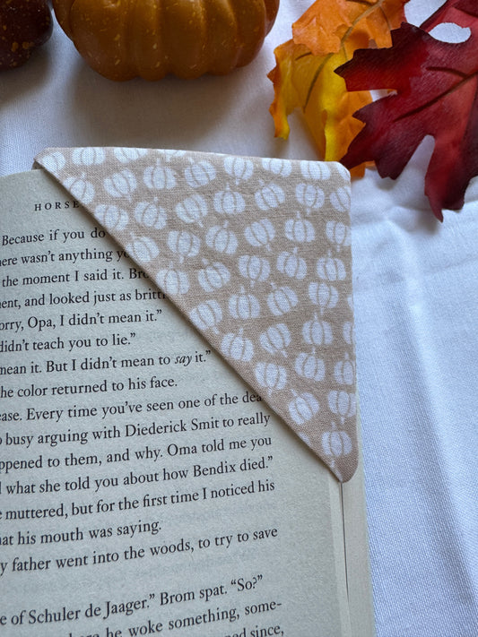 Tiny Pumpkins Corner Bookmark