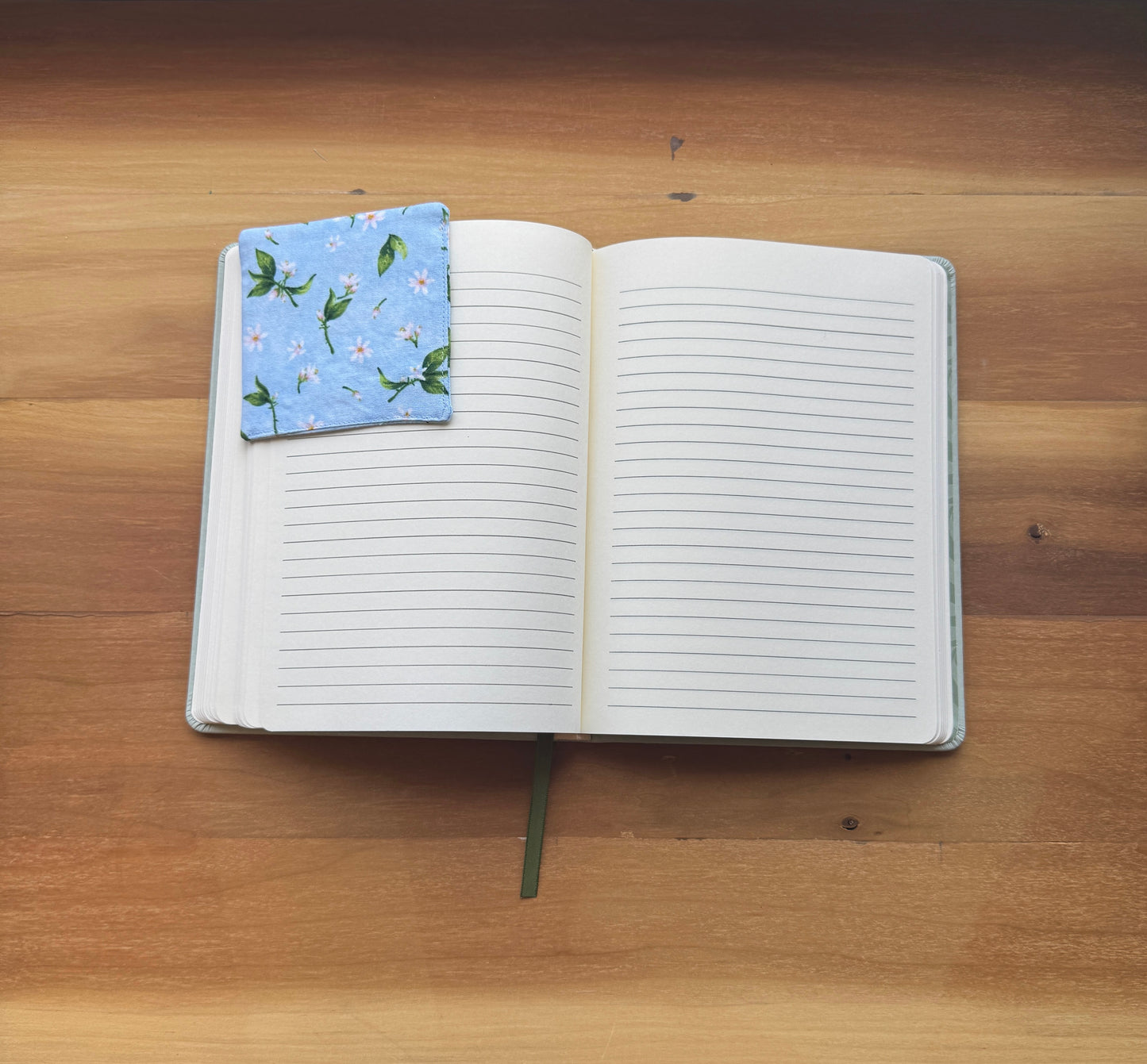 Daisy Corner Bookmark