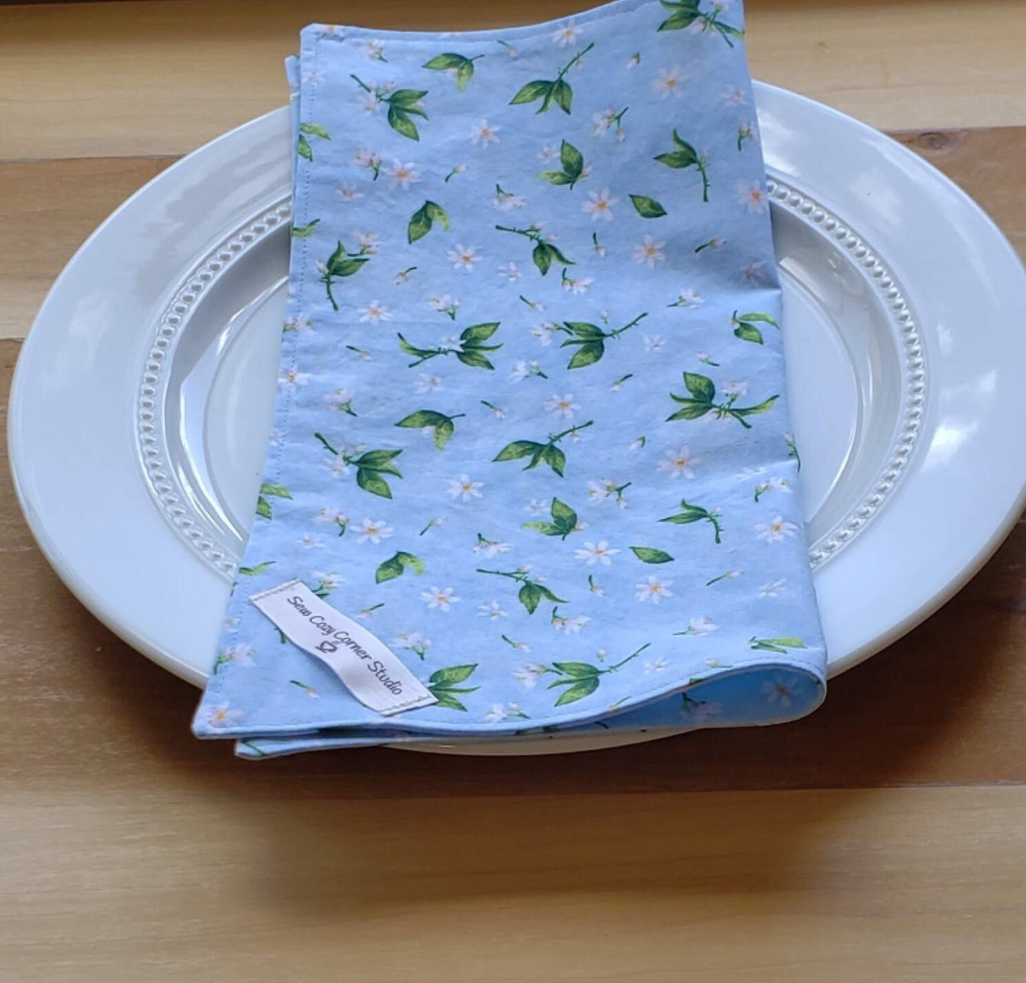 Falling Flowers Cloth Napkins  -  Set of 4, Handmade Reversible Fabric Napkins